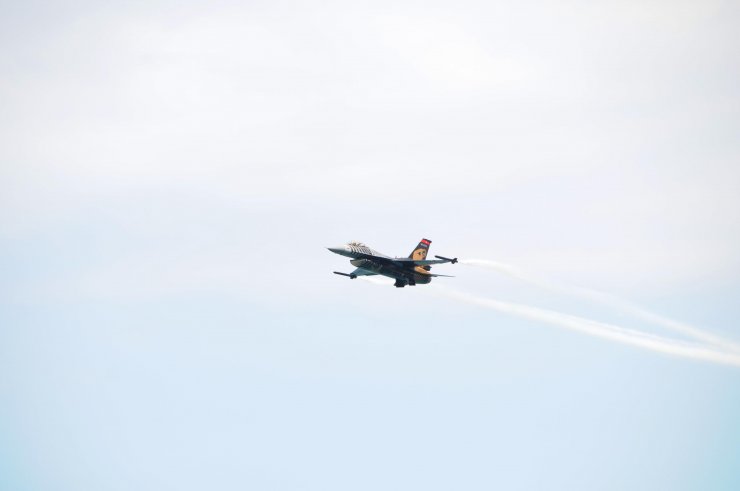 SOLOTÜRK'den gösteri uçuşu