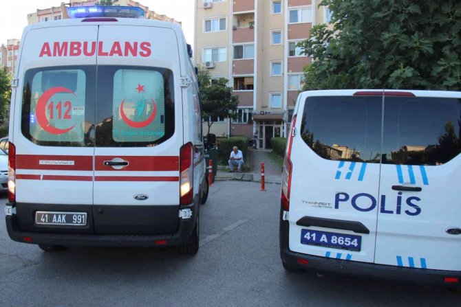 Yaşlı adam, kızı ve komşuları tarafından ölü bulundu