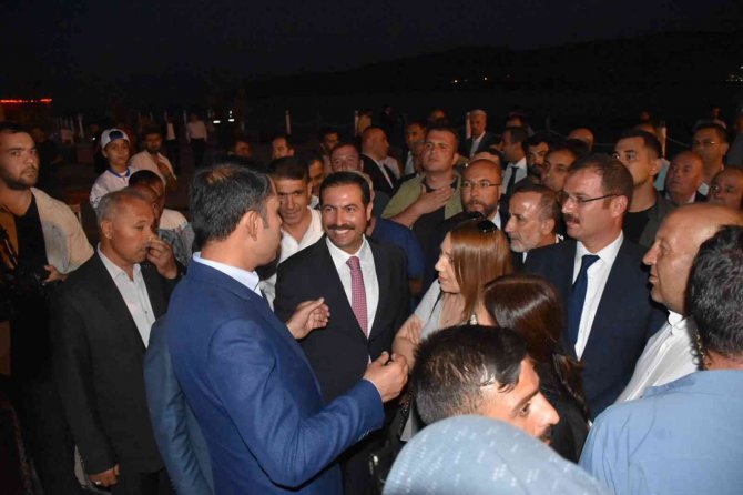 Bakan Kurum: “Van Gölü’ne arıtılmamış bir gram su bırakmayacağız”