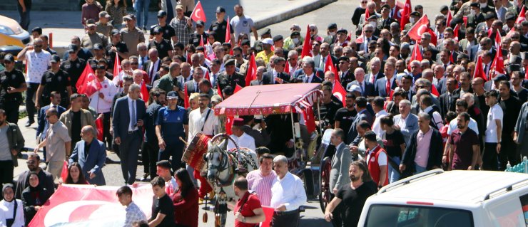 Bakan Varank: Her tökezlediğimizde küllerimizden tekrar doğduk