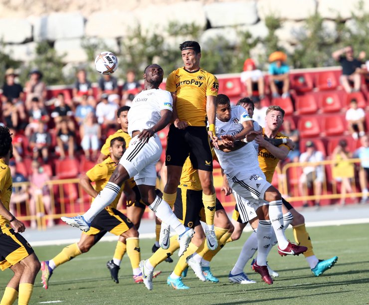 Beşiktaş, hazırlık maçında Wolverhampton'a yenildi