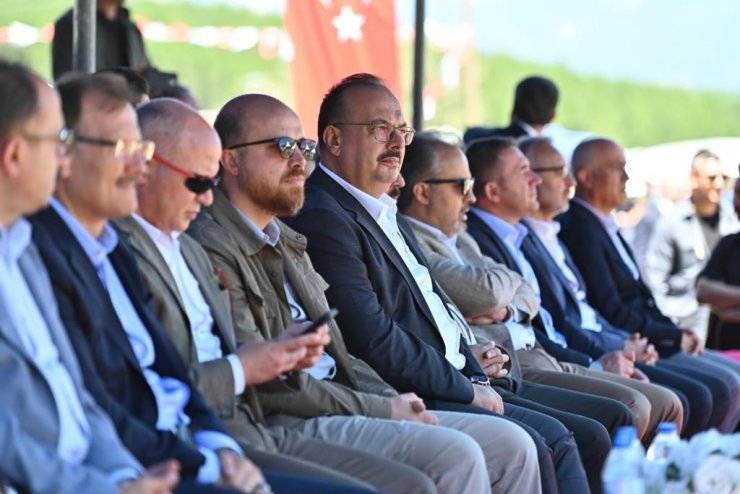 Bilal Erdoğan, Türk Dünyası Ata Sporları Şenliği’ne katıldı