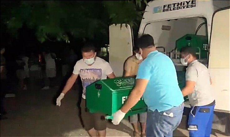 Eski sevgilisini kendisinden ayrıldığı için öldürmüş