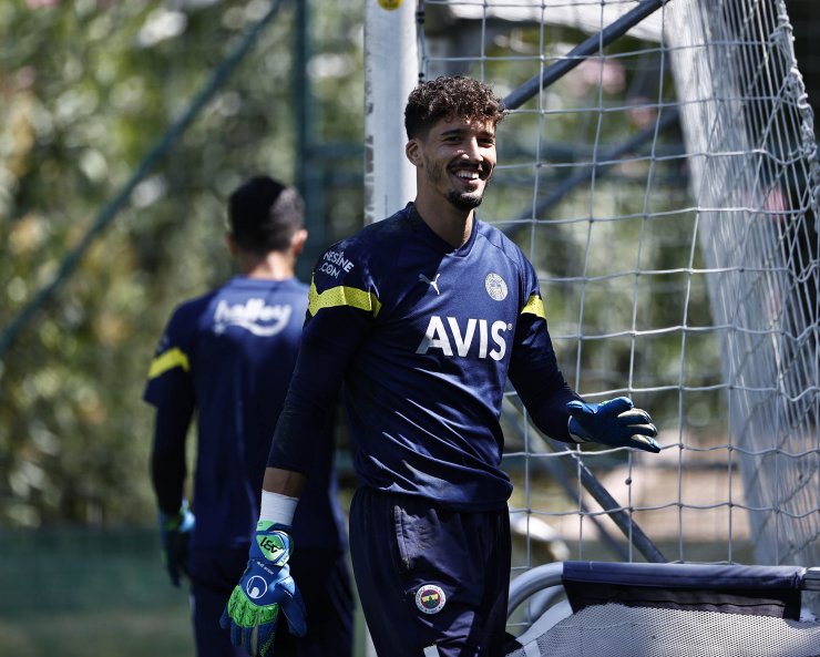 Fenerbahçe, Dinamo Kiev hazırlıklarına devam etti