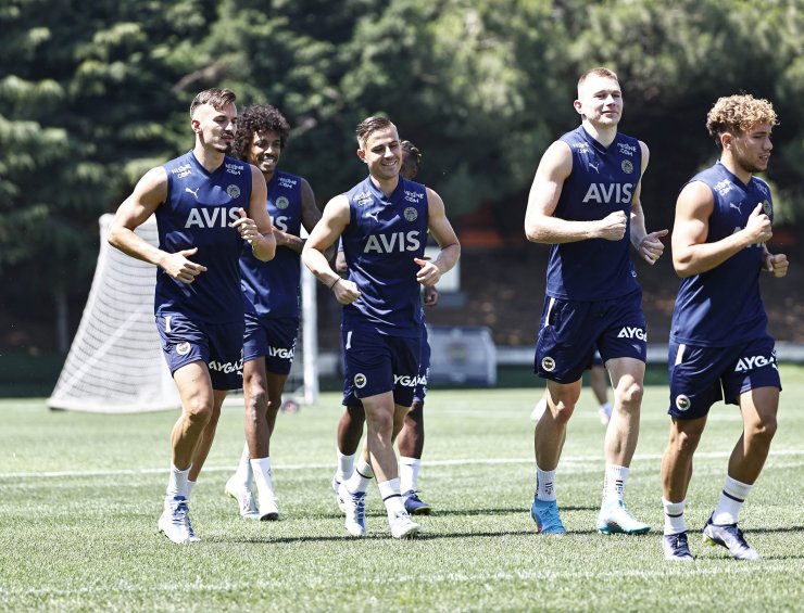 Fenerbahçe, Dinamo Kiev hazırlıklarına devam etti