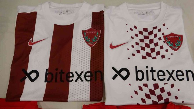 Hatayspor'dan, Cumhuriyet'in 100. yılına özel forma