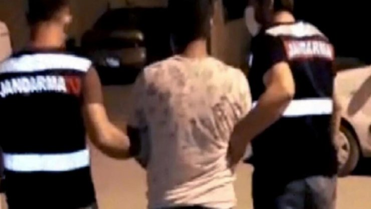 İzmir'de terör operasyonu: 2 gözaltı