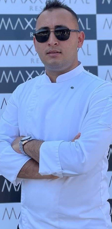 Otomobille çarpışan motosikletin sürücüsü ile yanındaki arkadaşı öldü