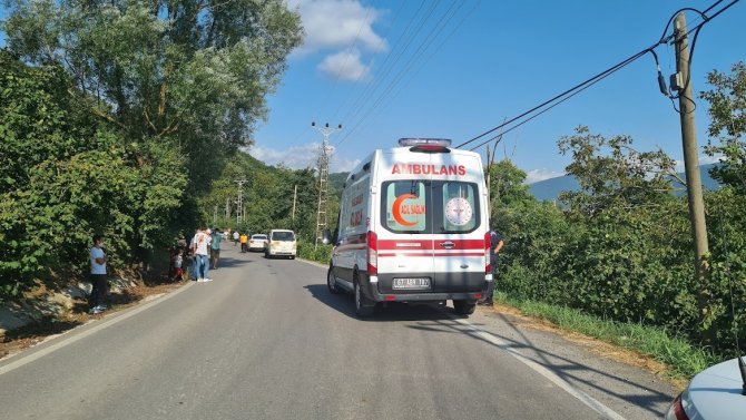 Alaplı’da pat pat kazası: 2 Yaralı