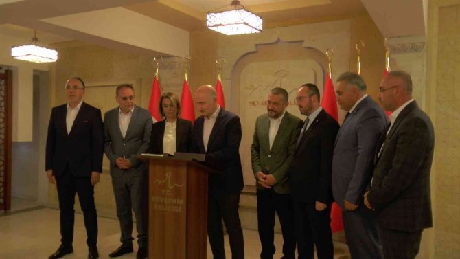 Bakan Karaismailoğlu: "Yaptığımız projeler vizyonsuzlara tokat gibi cevabımızdır"