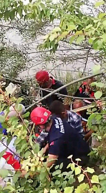 Boğulmaktan son anda kurtuldular