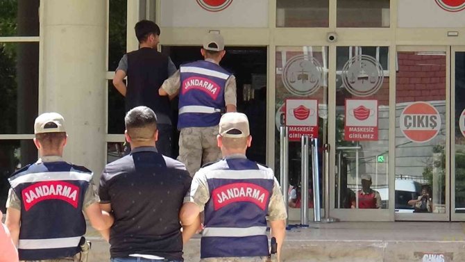 Şanlıurfa’da milyonluk hırsızlık gerçekleştiren zanlılar yakalandı
