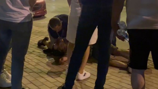 Sürücü belgesi olmayan alkollü motosiklet sürücüsü kaza yaptı: 2 yaralı