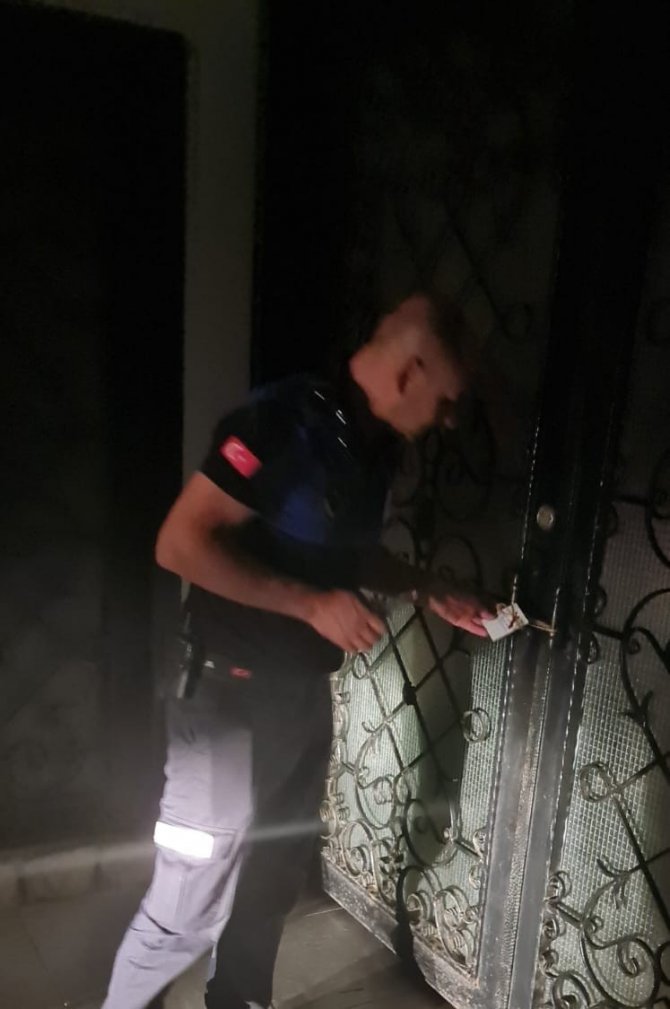 200 kişinin zehirlendiği düğün salonunun kapısına mühür vuruldu