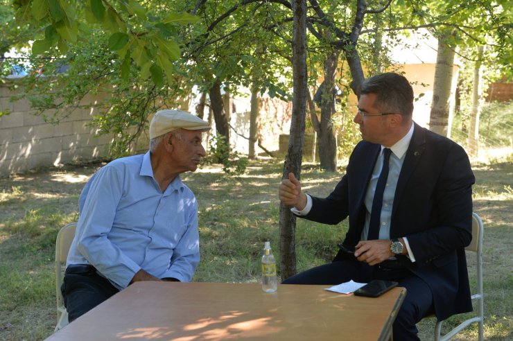 Bakan Soylu, şehit Taşkın'ın ailesi ile telefonda görüştü