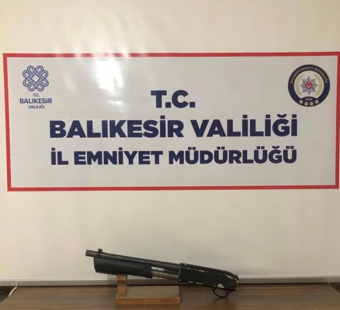 Balıkesir’de polis ve jandarmadan ’Huzur’ operasyonu