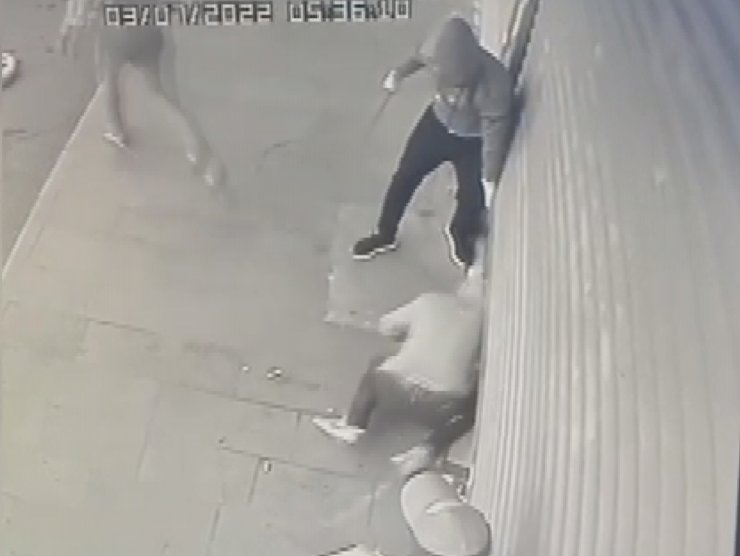 Beyoğlu'nda marketten 400 karton sigara çalan şüphelilerden 2'si yakalandı