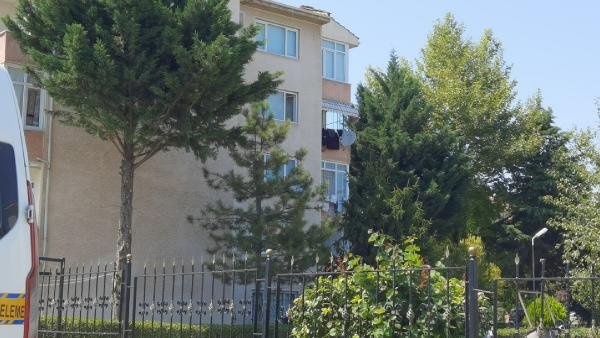 Bursa'da 5'inci kattan düşen Asel bebek, hayatını kaybetti