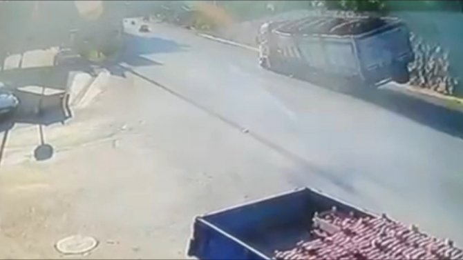 Bursa’da facia teğet geçti...O anlar kamerada