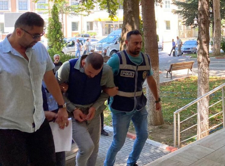 Fabrika kasasını soyan 4 şüpheli, 97 saatlik görüntü incelenip yakalandı