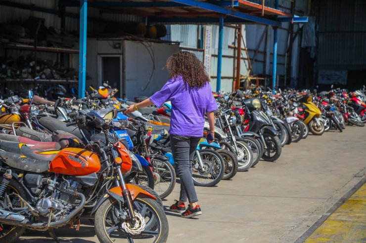 Hurda motosikletler geri dönüşümle kullanıma sunuluyor