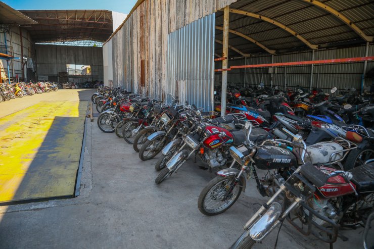 Hurda motosikletler geri dönüşümle kullanıma sunuluyor