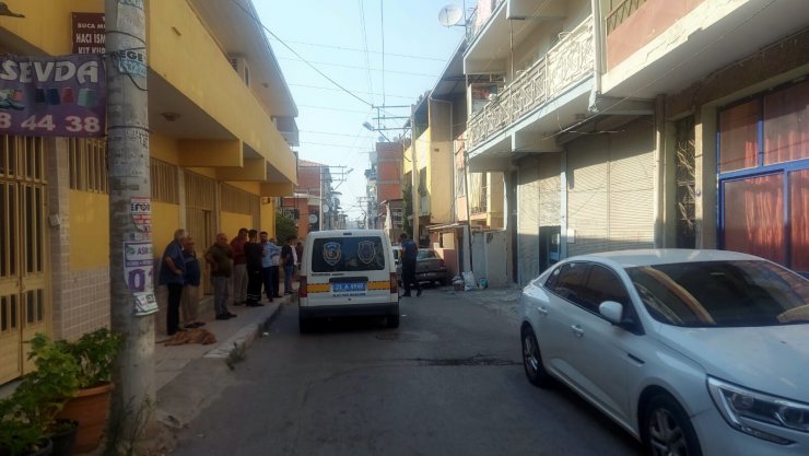 İzmir'de yasak aşk cinayeti; 1 ölü