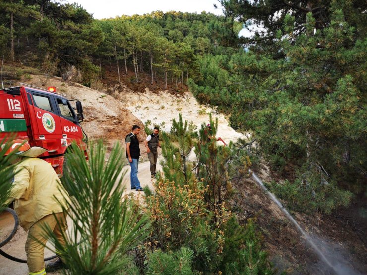Kütahya'daki orman yangınında 2'nci gün; müdahale sürüyor