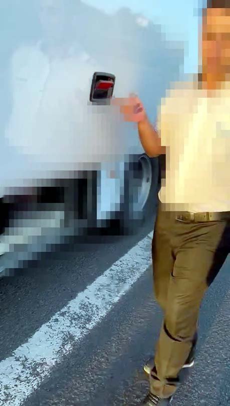 Otobüsün bagajına gizlemiş 3 kaçak göçmen yakalandı