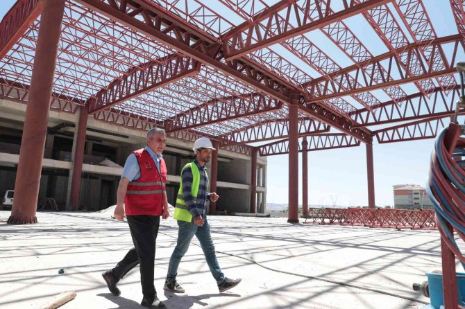 Şanlıurfa Bilim Merkezi hızla yükseliyor