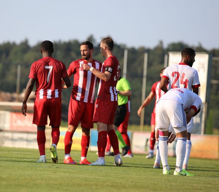 Sivasspor, hazırlık maçında Al Sharjah'ı yendi