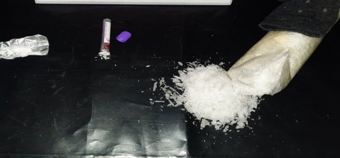 Yolcu koltuğundan uyuşturucu çıktı