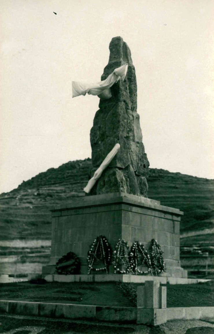 Afyonkarahisar Hava Şehitliği'nin ilk halinin fotoğrafı, 100 yıl sonra ortaya çıktı