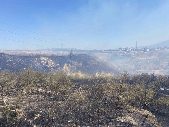 Alevleri yerleşim yerlerine sıçramadan söndürdüler..