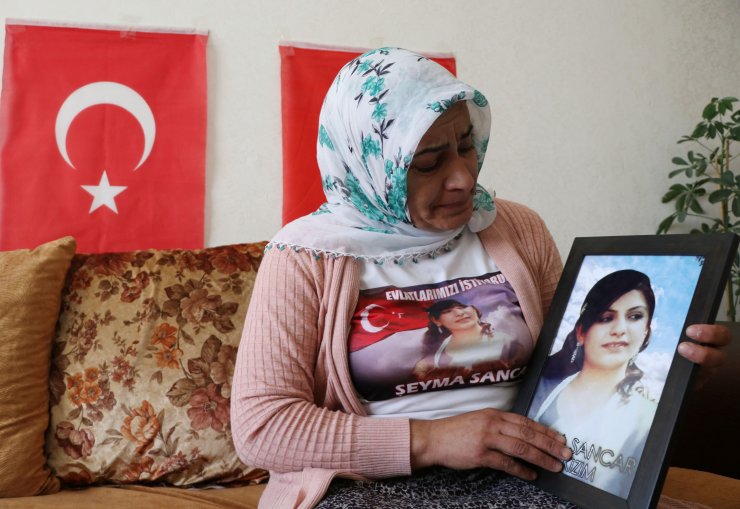 Anneden, dağa kaçırılan kızına 'teslim ol' çağrısı