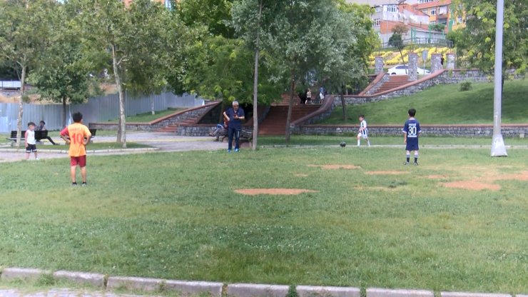 Bahçelievler'de parkta oynayan çocuğa pitbull saldırdı 