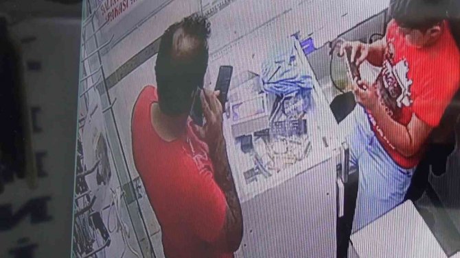 Cep telefonu hırsızı, küçük çocuğu gözyaşlarına boğdu