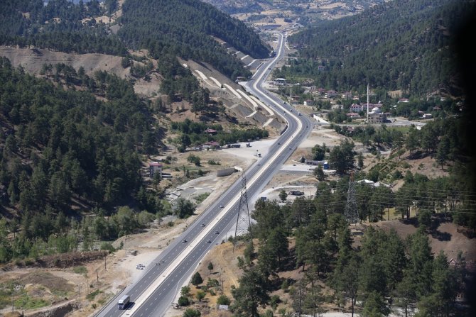 Kahramanmaraş'ta helikopter destekli trafik denetimi