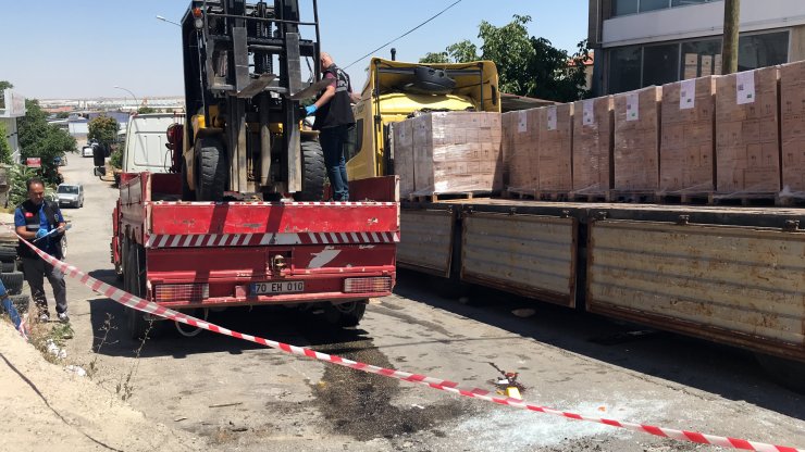 Forkliftin altında kalan operatör hayatını kaybetti