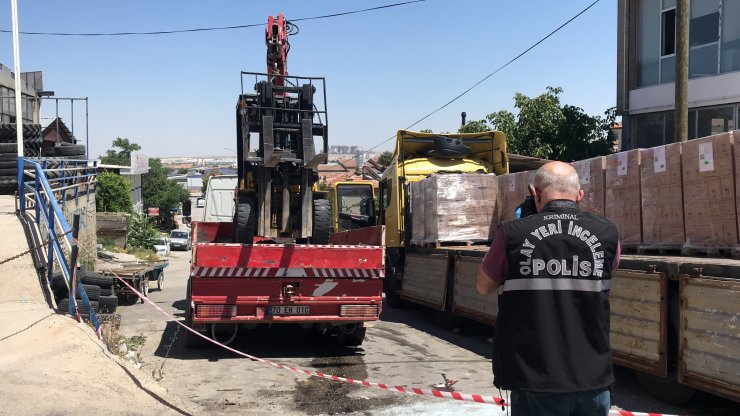 Forkliftin altında kalan operatör hayatını kaybetti