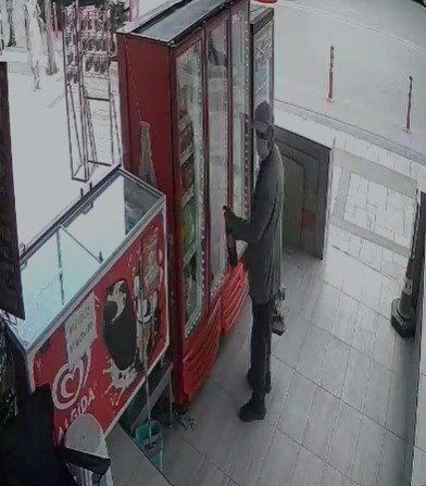 Gelen çaldı giden çaldı