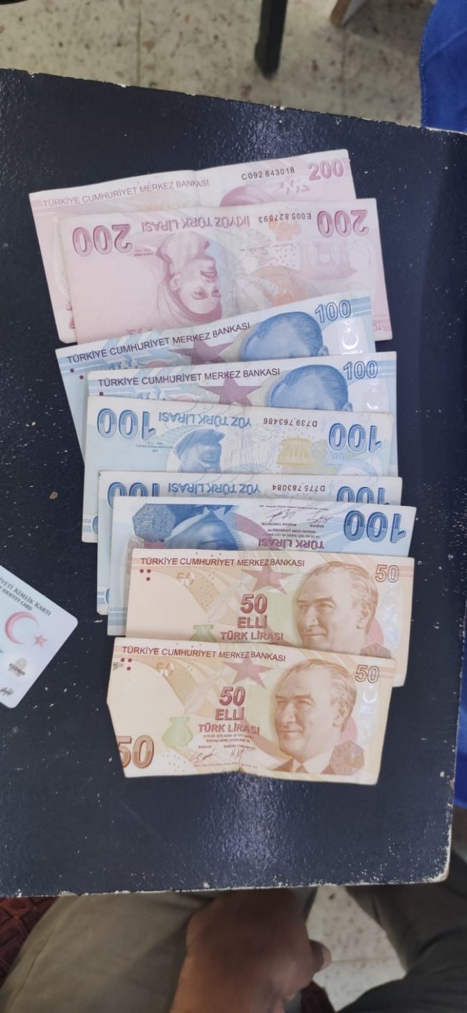 Hırsızlık şüphelisini arayan jandarmadan kumar oynayanlara suçüstü