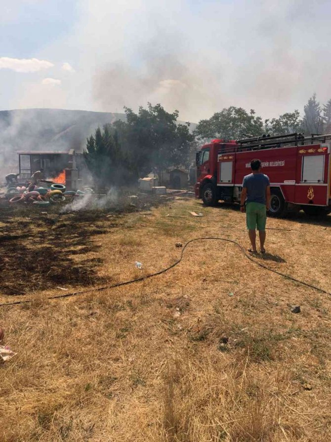 Hurdalıkta yangın
