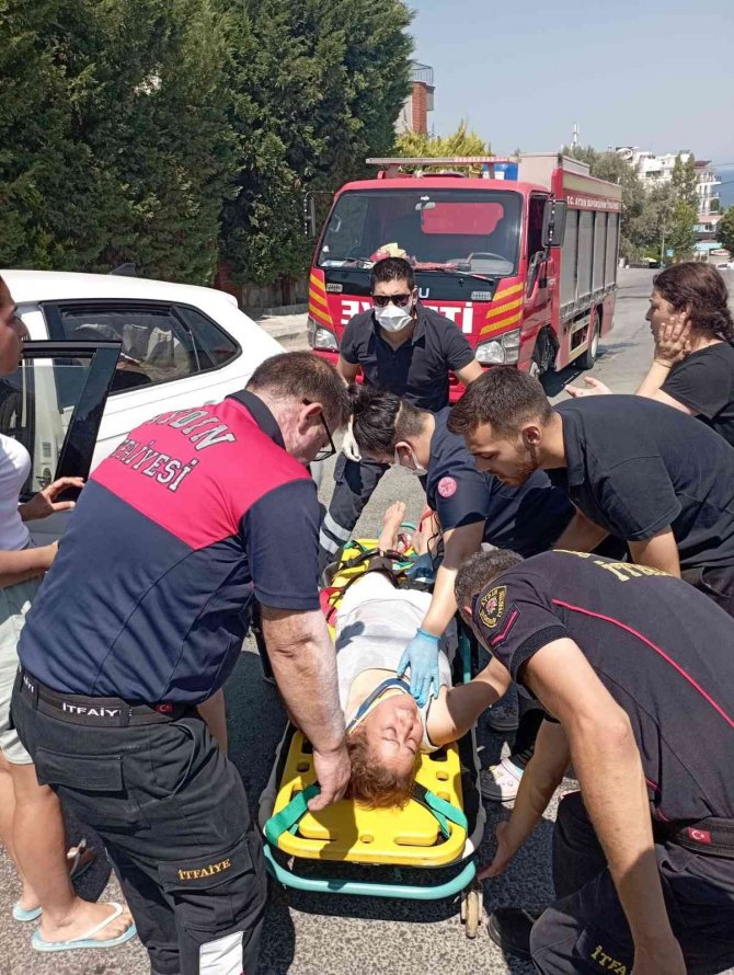 Kuşadası’nda trafik kazası: 1 yaralı