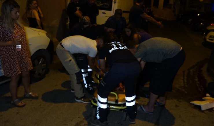 Tartıştığı kız arkadaşına sokak ortasında kurşun yağdırdı