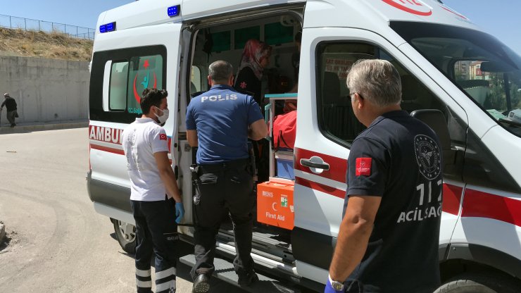 Bıçaklı sopalı akraba kavgası