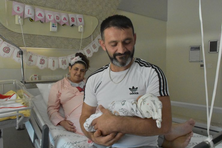 Hollanda'da 'bebek ölü' diye kürtaj önerdiler, Sivas'ta doğum yaptı