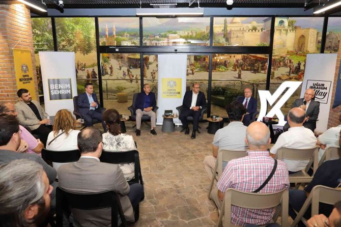 KAPSÜL’de Türkiye’nin dış politikası konuşuldu