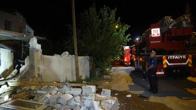 Mutfak tüpü bomba gibi patladı: 2 yaralı