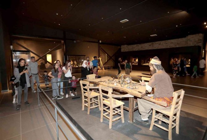 Özel gereksinimli çocuklar tarihe yolculuk yaptı